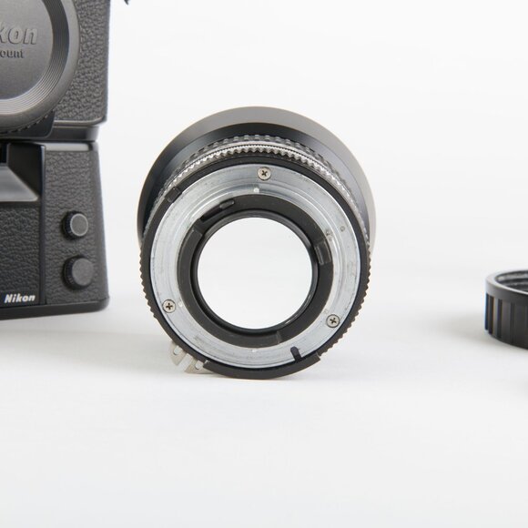 Nikon F3 HP 35mm PRO Film Camera Kit MD-4, Ai 50mm f 1.4, TC-201 NEAR MINT!!! - Picture 8 of 15